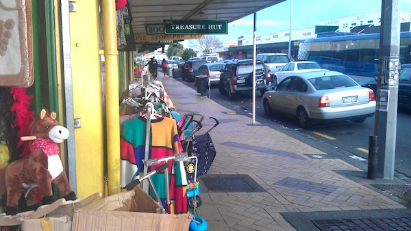 Random running commute scene two. I may need to run back and buy this sweater.